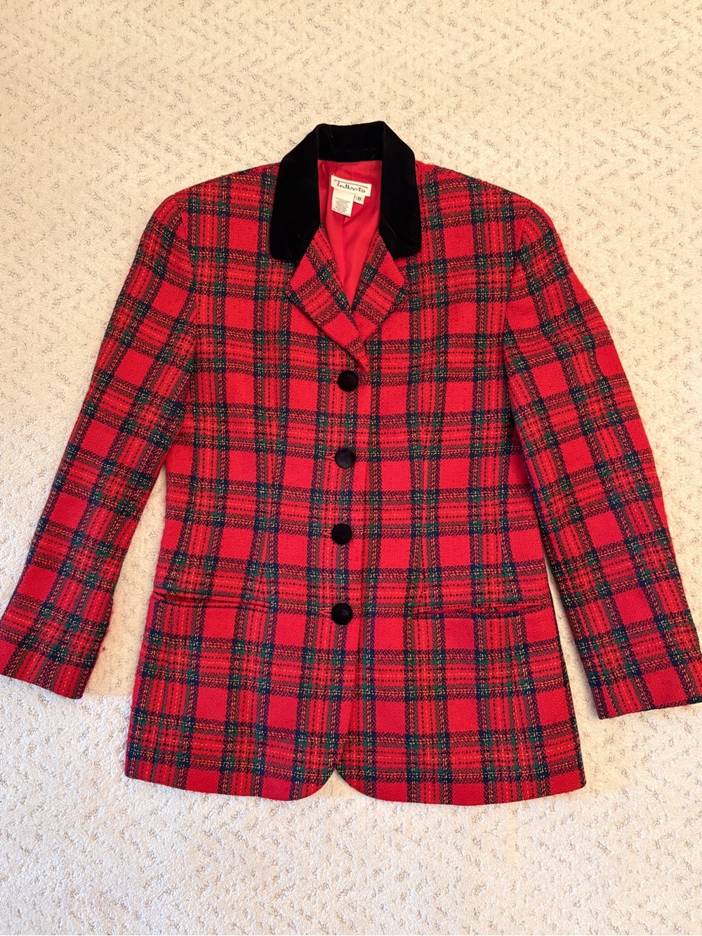Vintage Talbots Red Plaid Tartan Wool Blazer Jacket Size 8 Black Velvet Collar